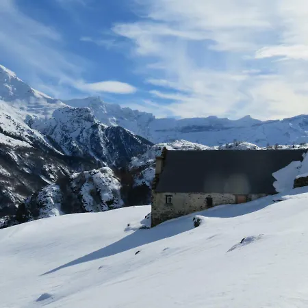 Le Bordarriben Sauna & Spa 4 Etoiles Gedre Exterior photo